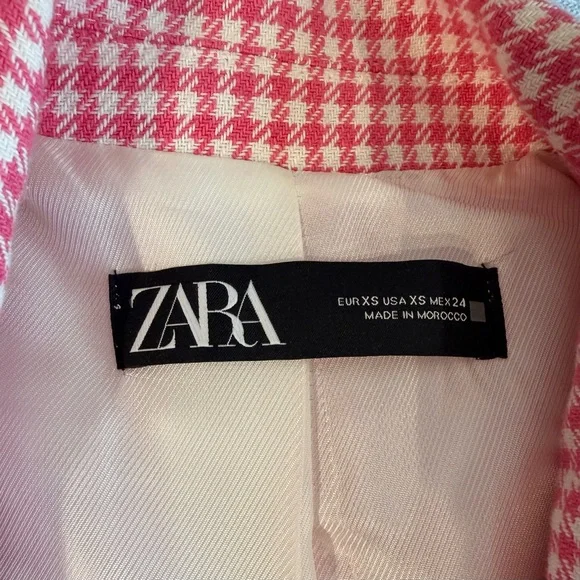 Zara Pink and White Tailored Houndstooth Women’s Blazer - Picture 6 of 9
